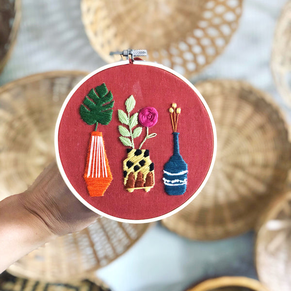 FREE EMBROIDERY PATTERN- Mid Century Modern Vases