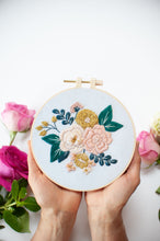 Load image into Gallery viewer, Flowers Embroidery Kit for Beginners
